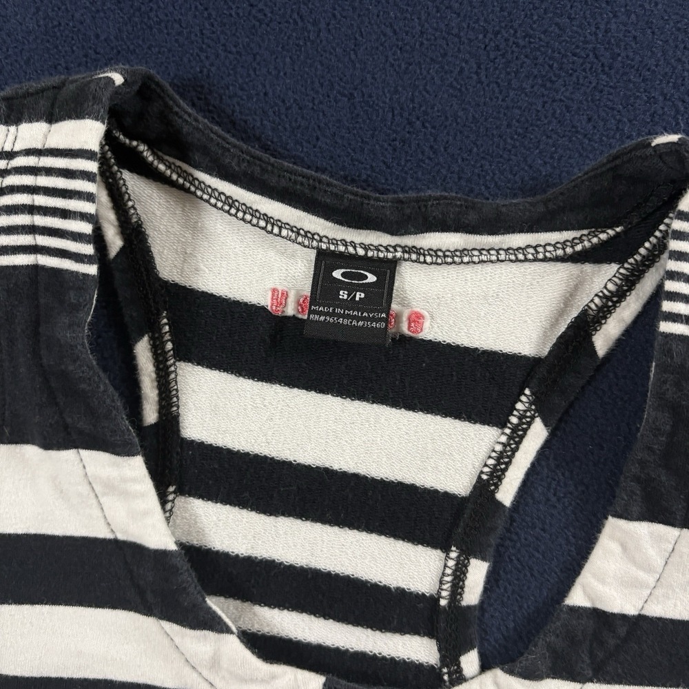 Oakley Vintage Striped Henley Racerback Tank Top Womens Small Y2K Surf Skate - Picture 5 of 6